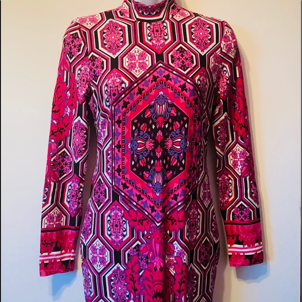Venus Dress, Long Sleeve, Black and Pink, S.